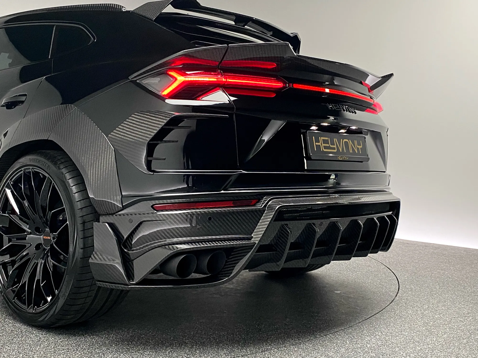 Check price and buy Keyvany Carbon Fiber Body kit set for Lamborghini Urus