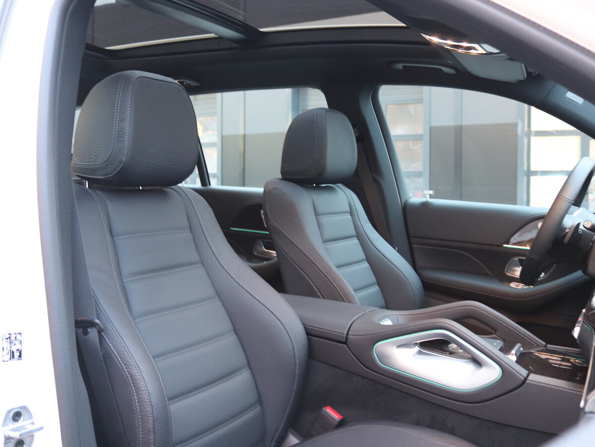 Check price and buy New Mercedes-Benz GLS 400 d (X167) For Sale