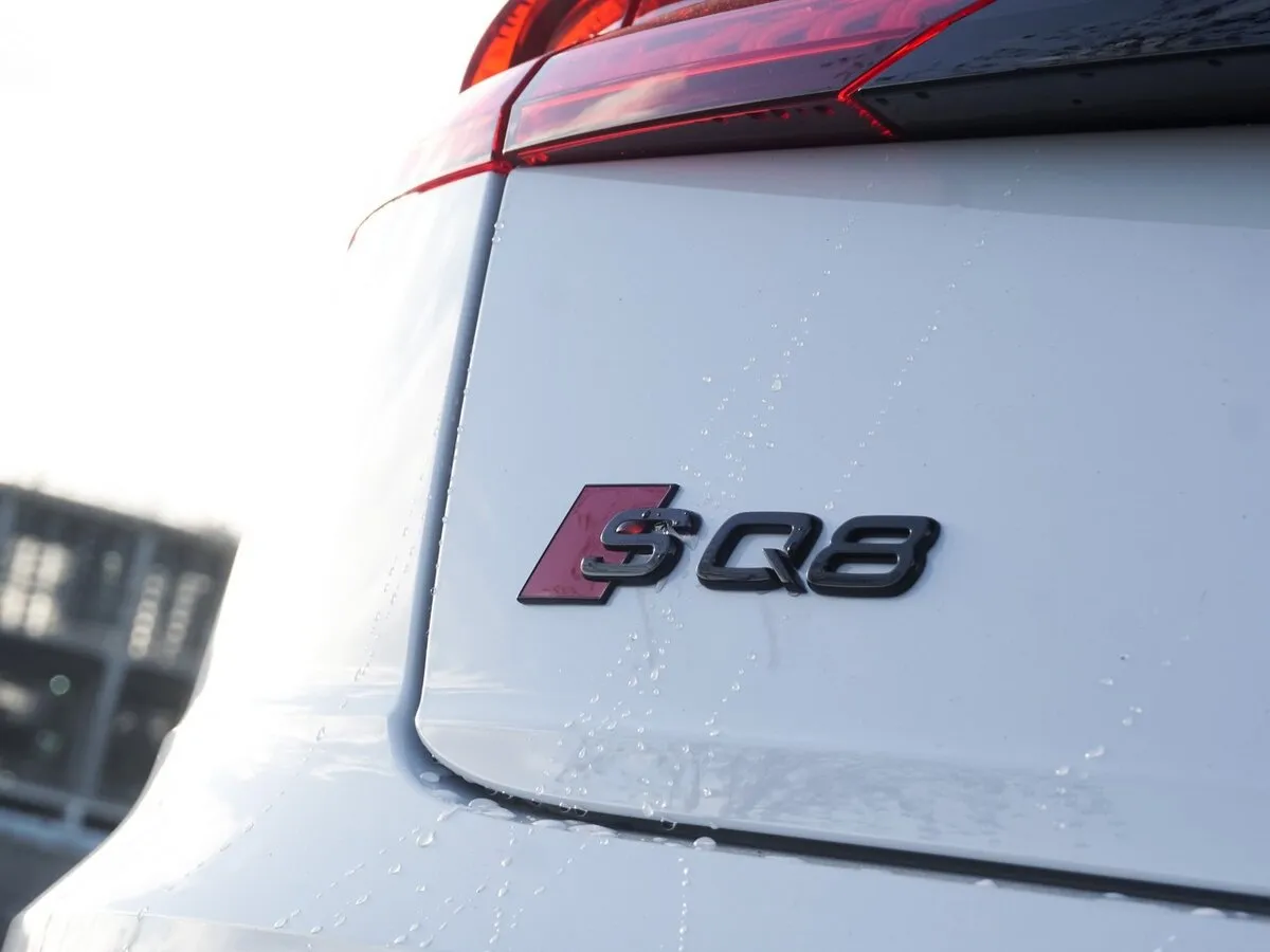 Buy New Audi SQ8 (4M)