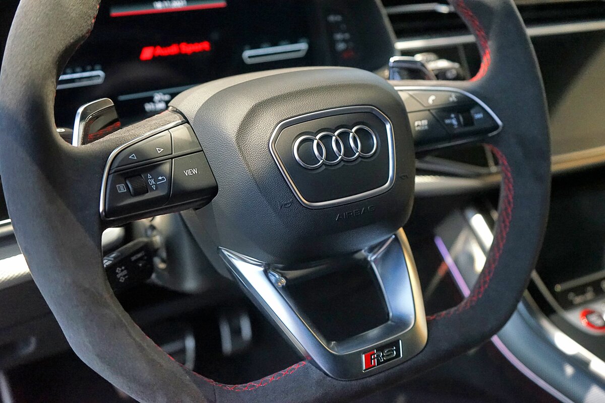 Buy New Audi RS Q8