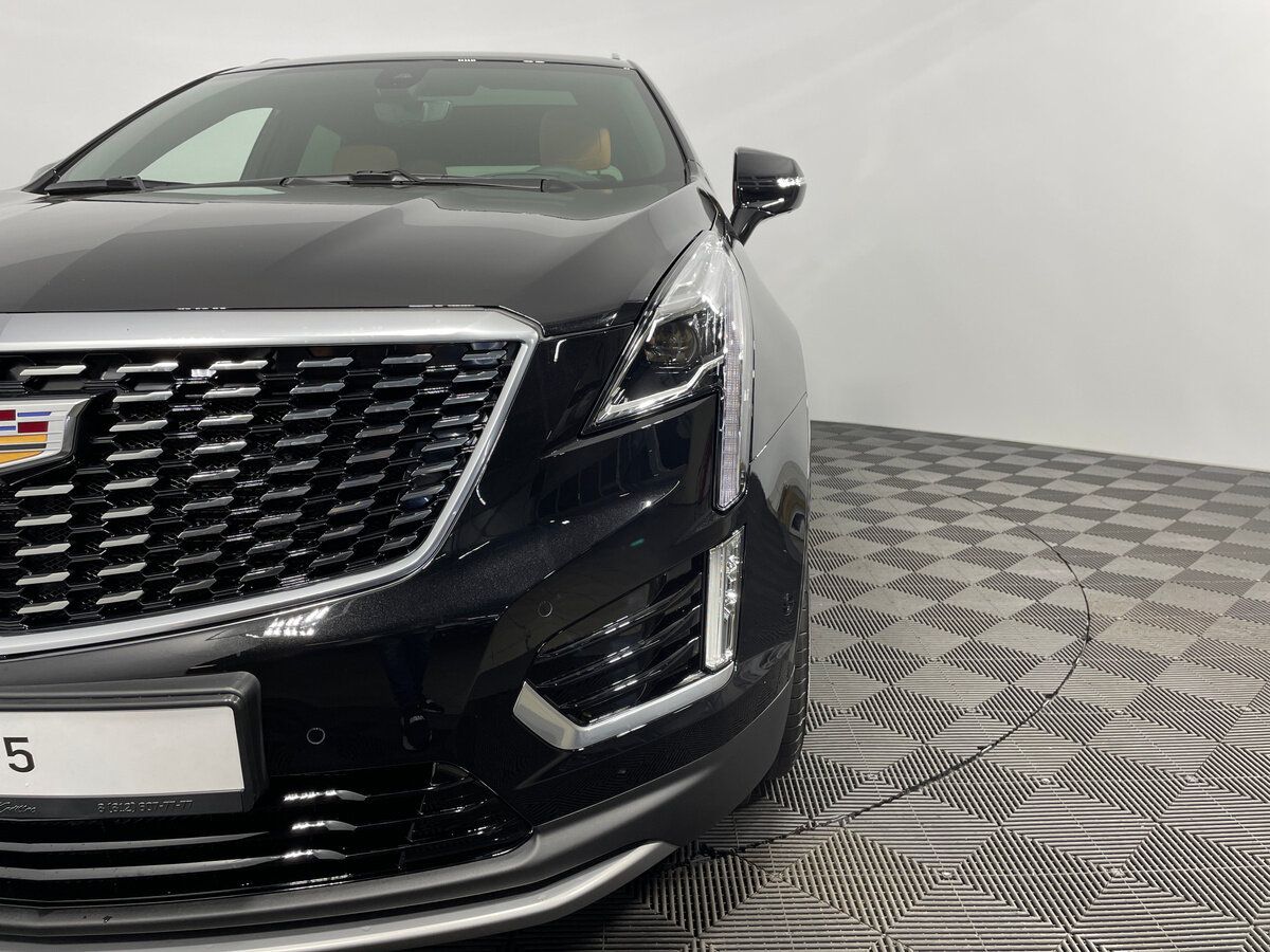 Check price and buy New Cadillac XT5 Restyling For Sale