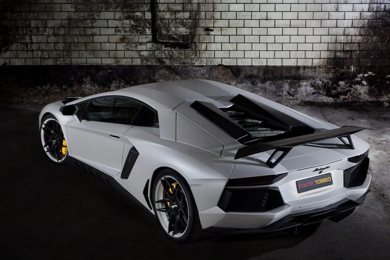 Check price and buy Novitec Carbon Fiber Body kit set for Lamborghini Aventador