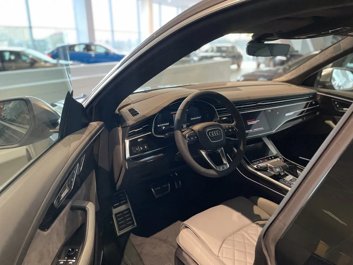 Buy New Audi SQ8 (4M)
