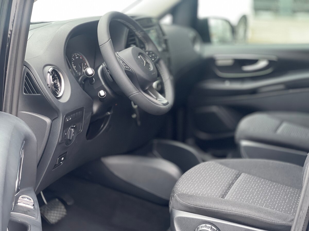 Check price and buy New Mercedes-Benz Vito 119 BlueTEC L2 (W447) For Sale