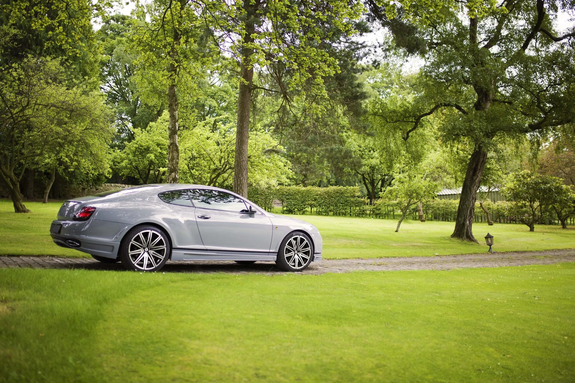 Basic body kit for Bentley Continental GT
