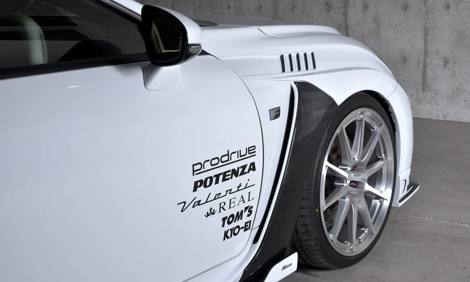 Check price and buy Rowen body kit for Lexus RC-F USC10