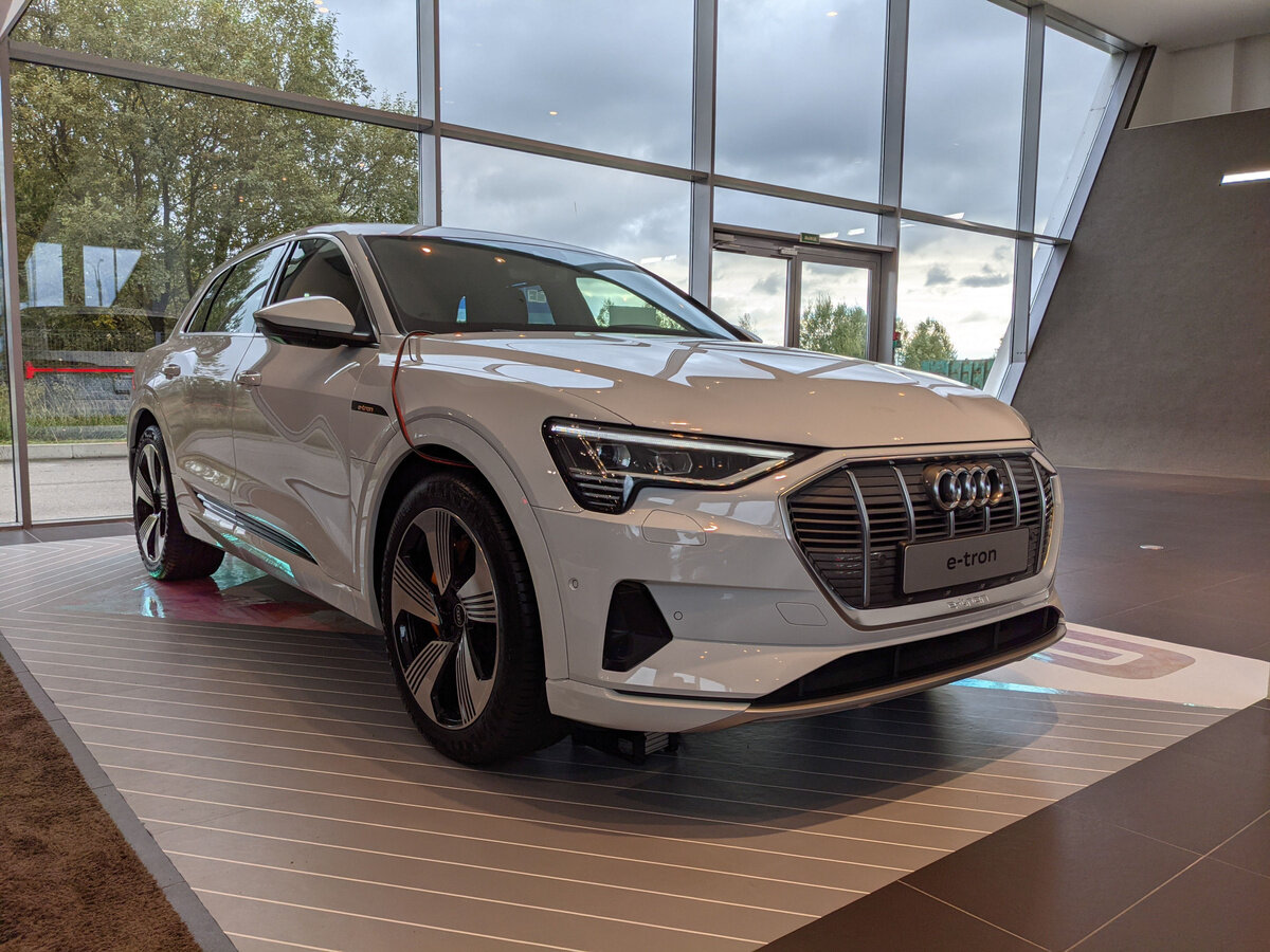 Buy New Audi E-Tron 55