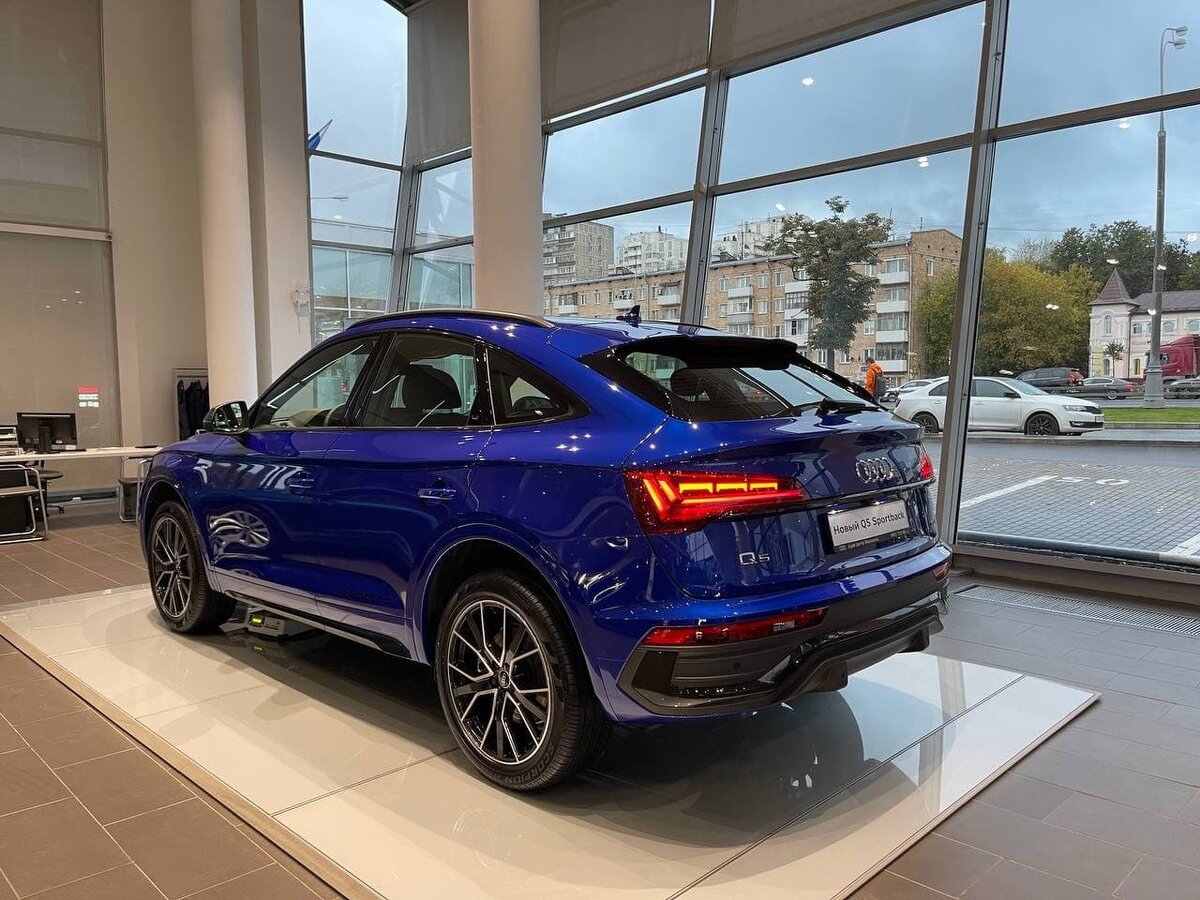 Check price and buy New Audi Q5 Sportback 45 TFSI (FY) For Sale