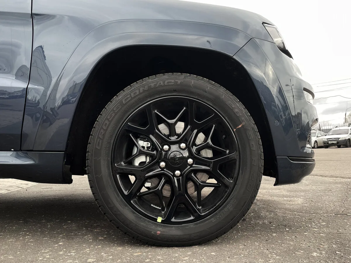 Check price and buy New Jeep Grand Cherokee (WK2) Restyling For Sale
