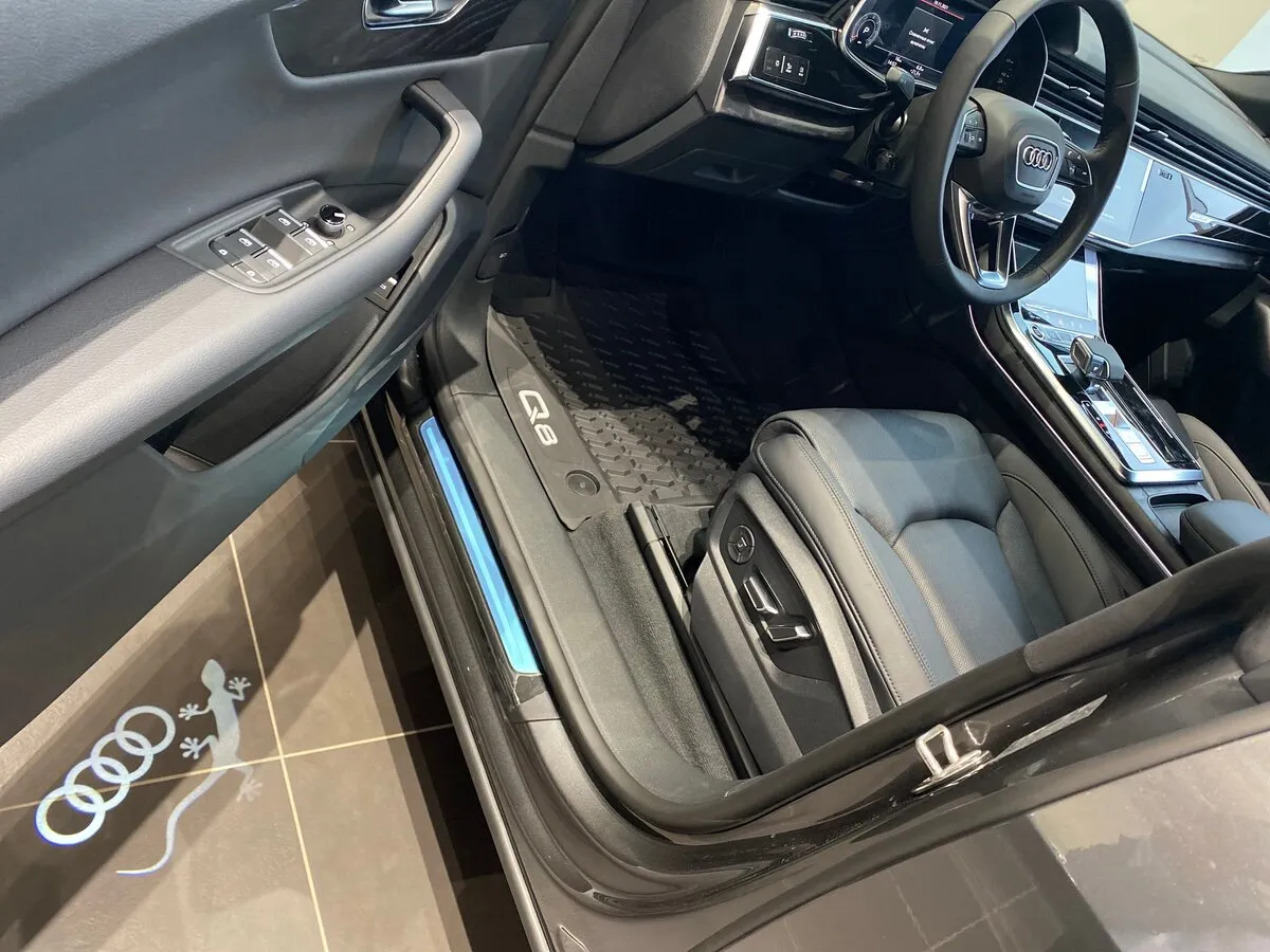 Buy New Audi Q8 45 TDI