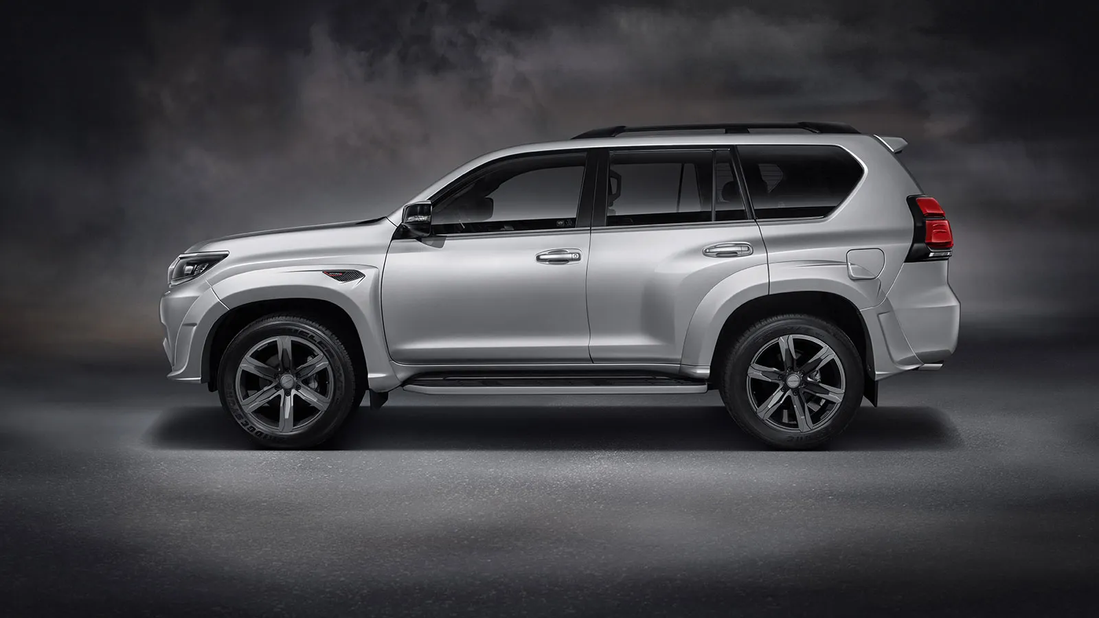 Check our price and buy Khann body kit for Toyota Land Cruiser Prado!