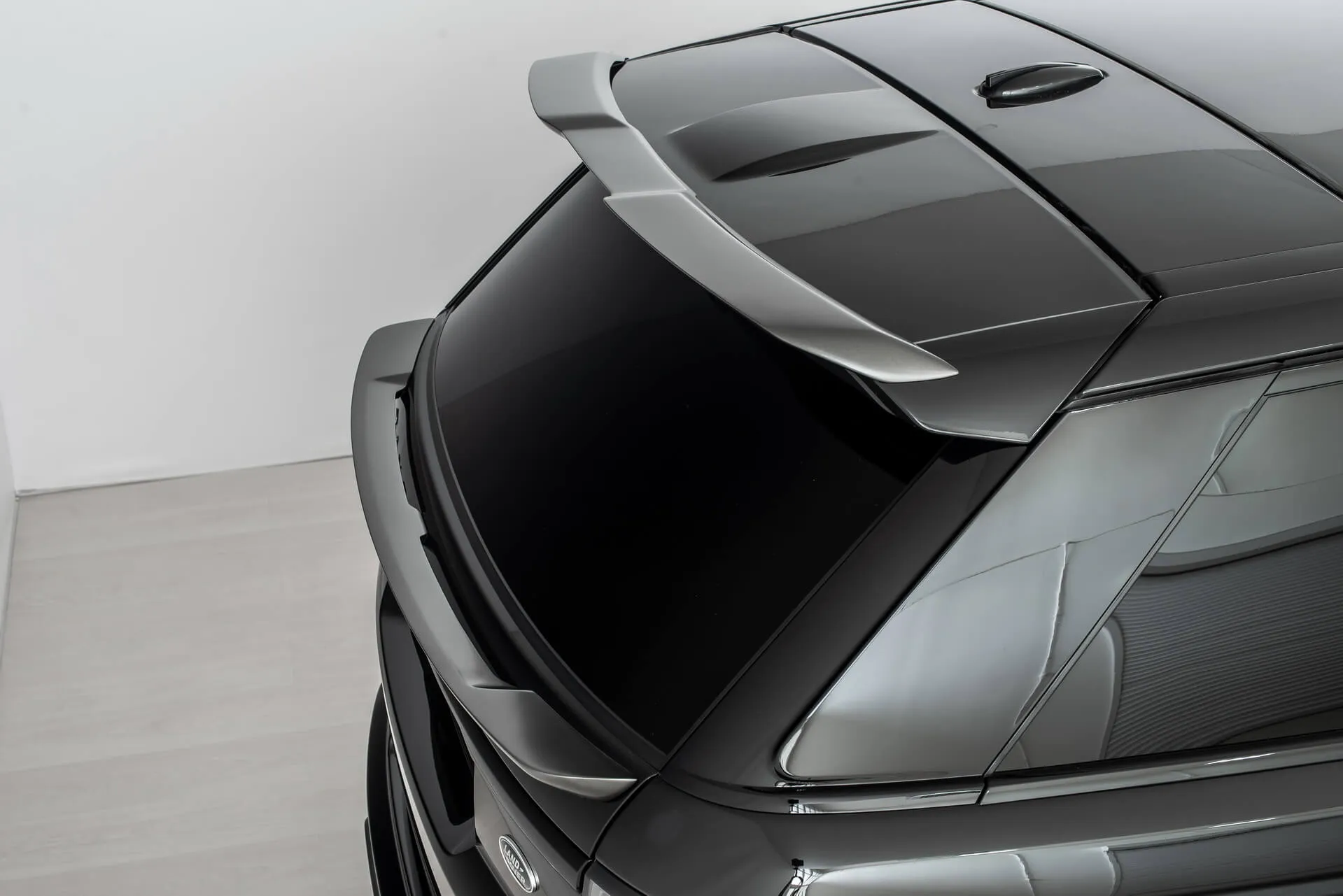 Check our price and buy a SCL Performance body kit for Land Rover Range Rover Sport 
