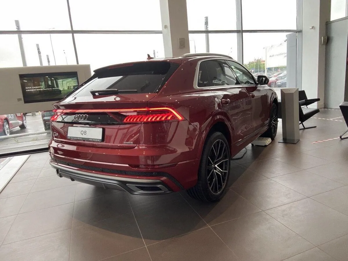 Buy New Audi Q8 45 TDI