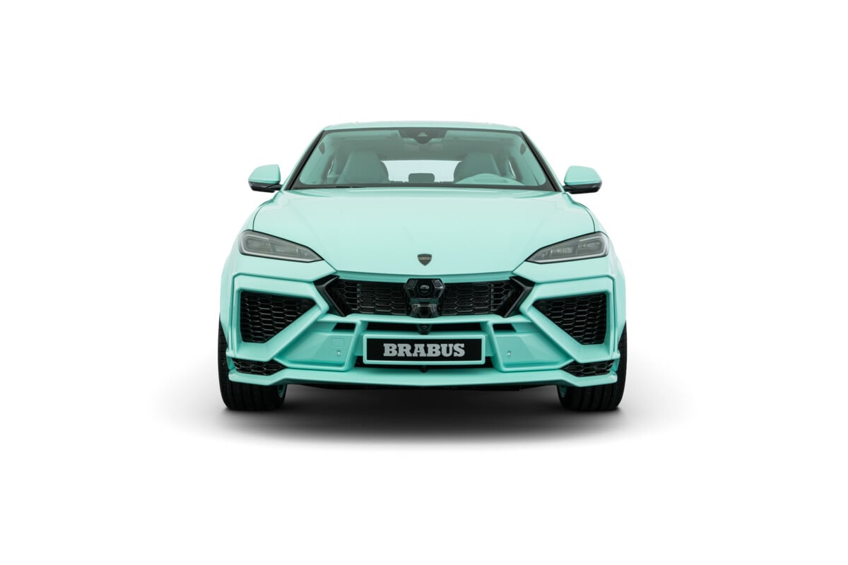 Brabus 900 Mint Lamborghini Urus front