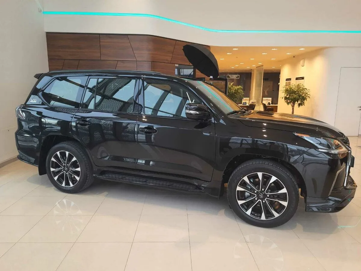Check price and buy New Lexus LX 570 Restyling 2 For Sale