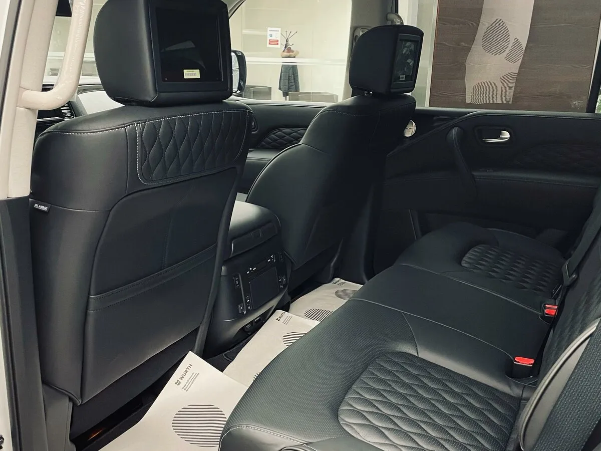Buy New Infiniti QX80 Restyling 2