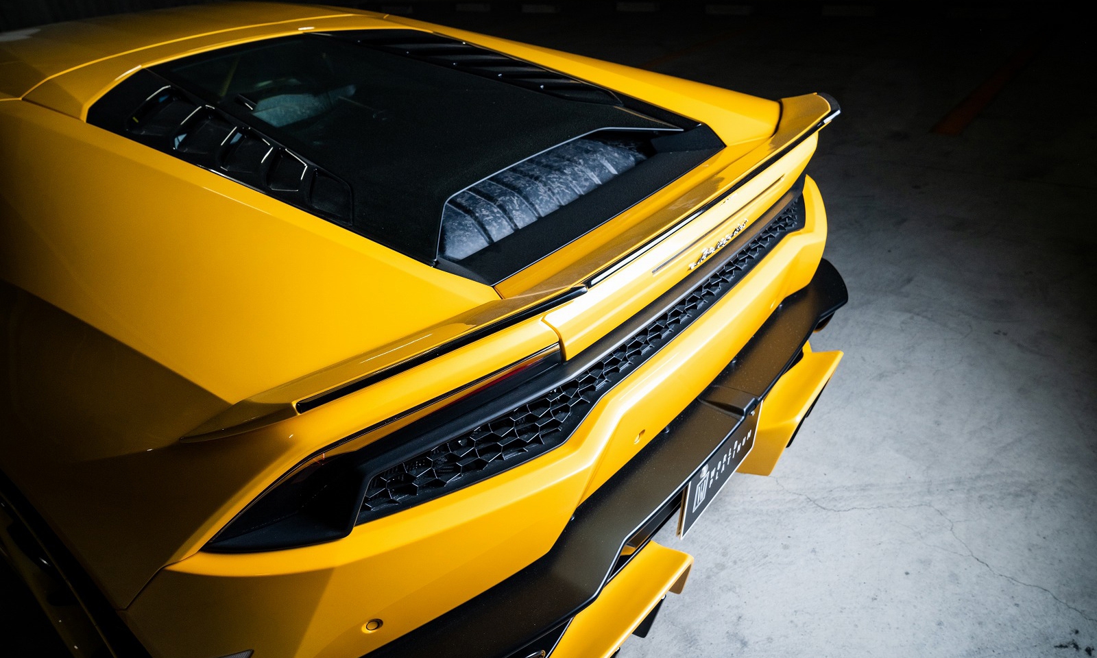 Check our price and buy Rowen body kit for Lamborghini Huracan