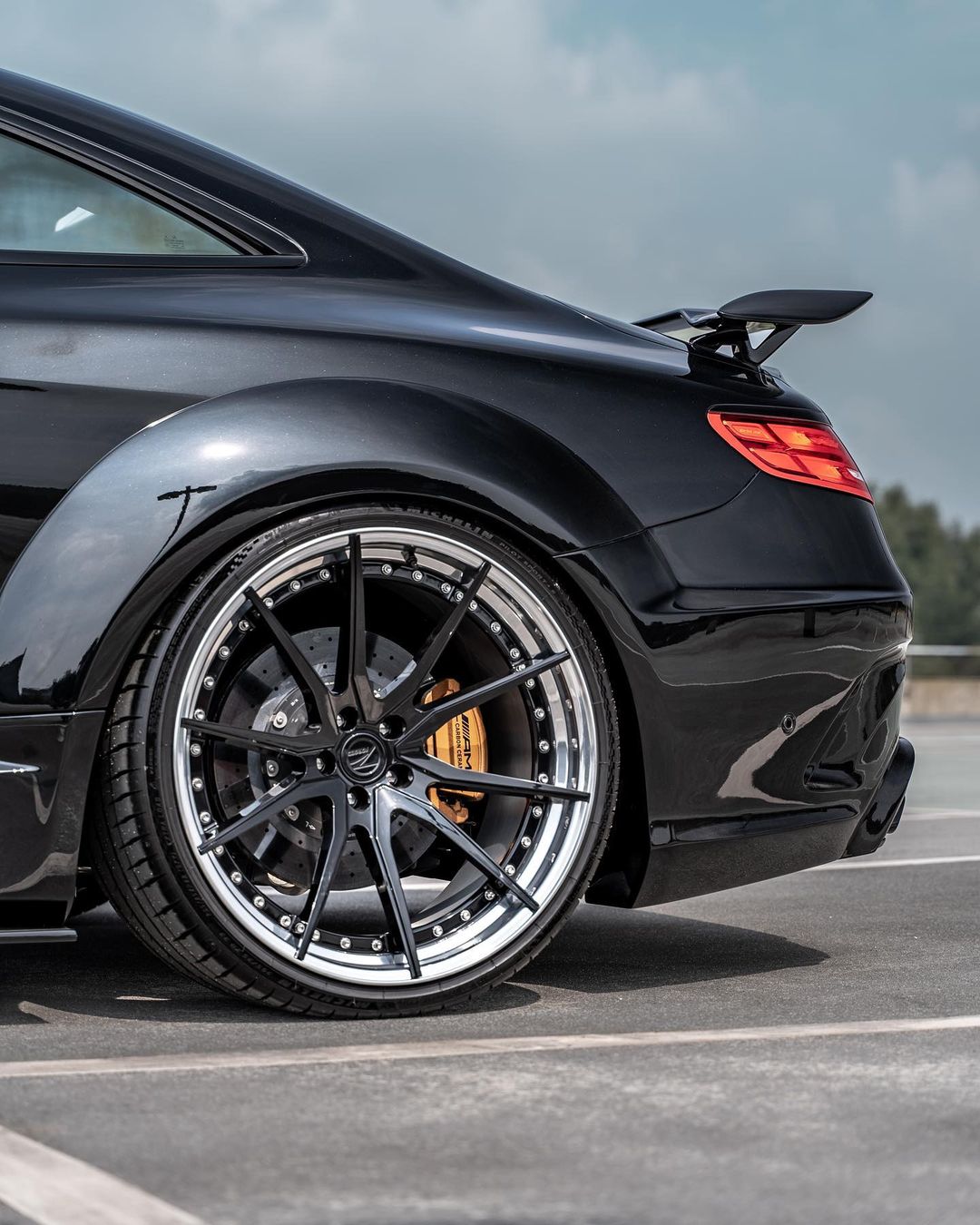 Mercedes AMG c63 s Brabus