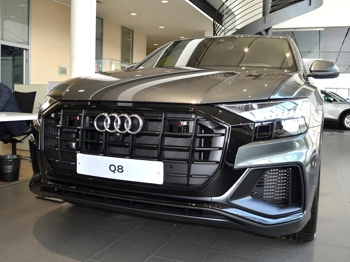 Buy New Audi Q8 45 TDI