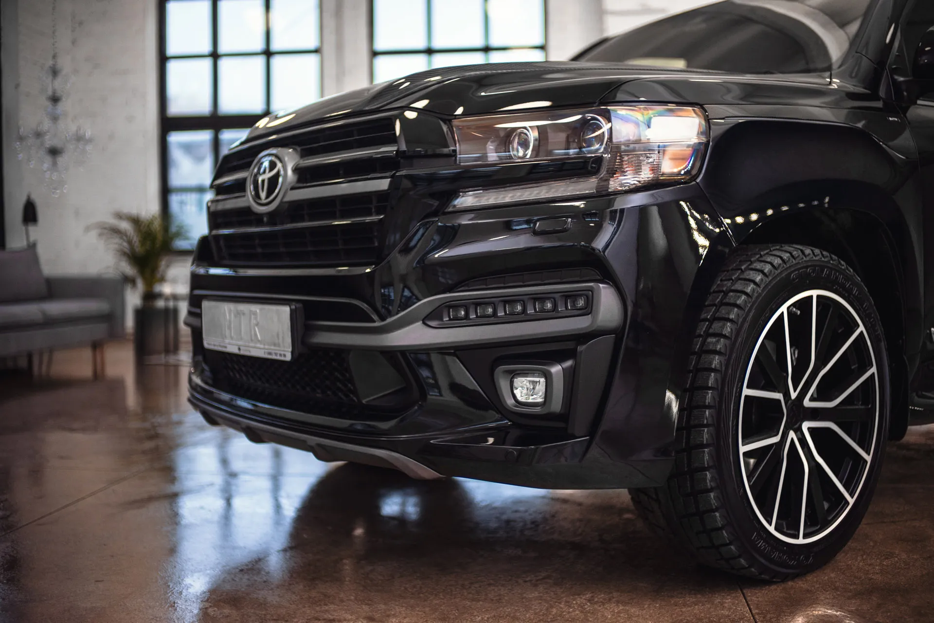 Front bumper MTR Design for Toyota Land Cruiser 200