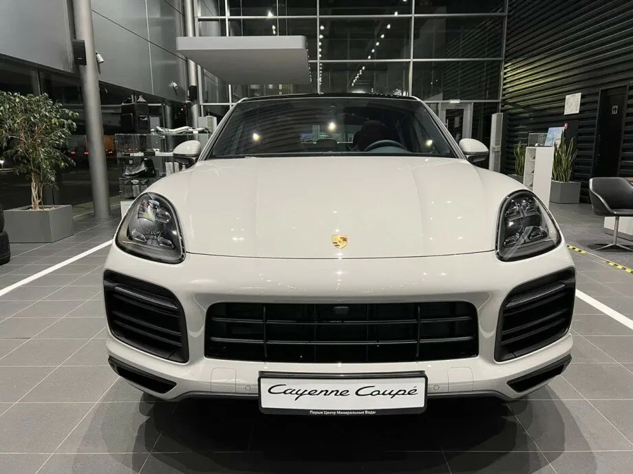 Check price and buy New Porsche Cayenne Coupé For Sale