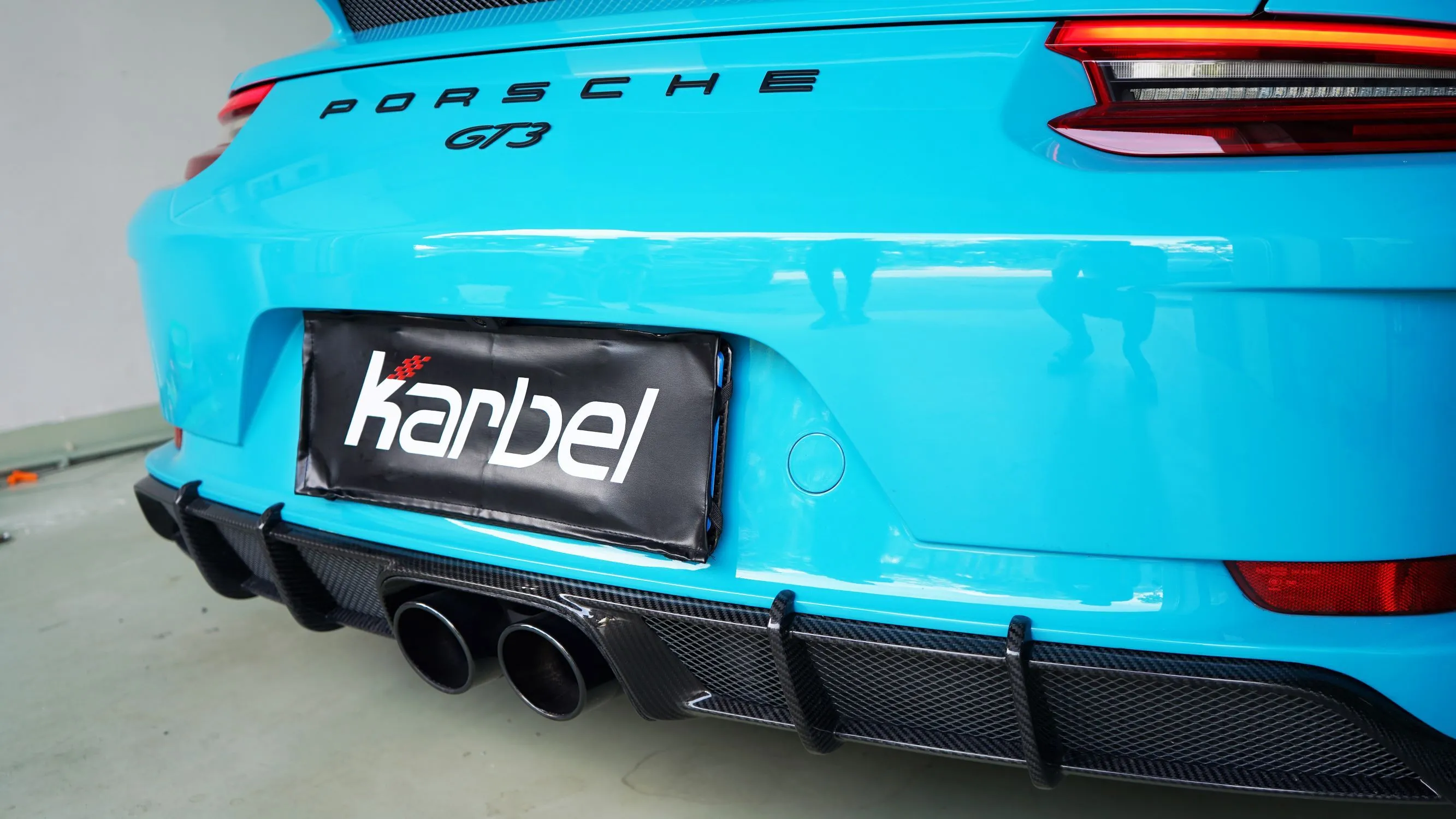 Check our price and buy a Karbel Carbon Fiber Body Kit set for Porsche 911 991.2 GT3