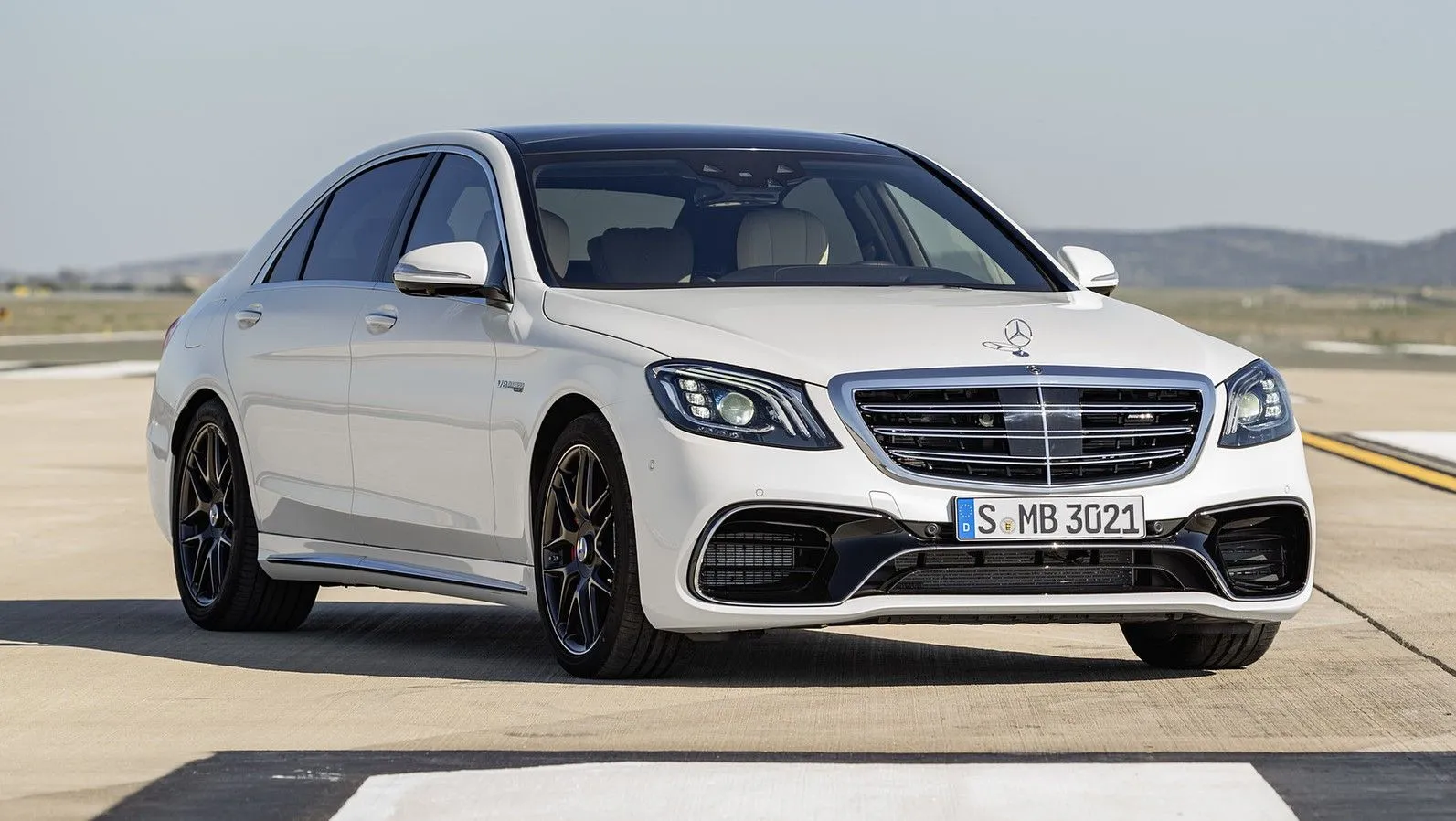 Check price and buy Carbon Fiber Body kit set for Mercedes S-class W222 Restyling