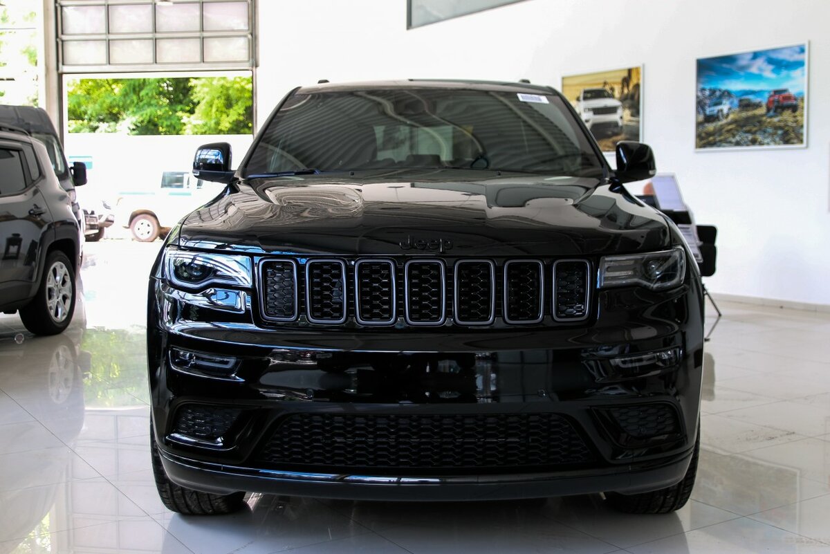 Check price and buy New Jeep Grand Cherokee (WK2) Restyling For Sale