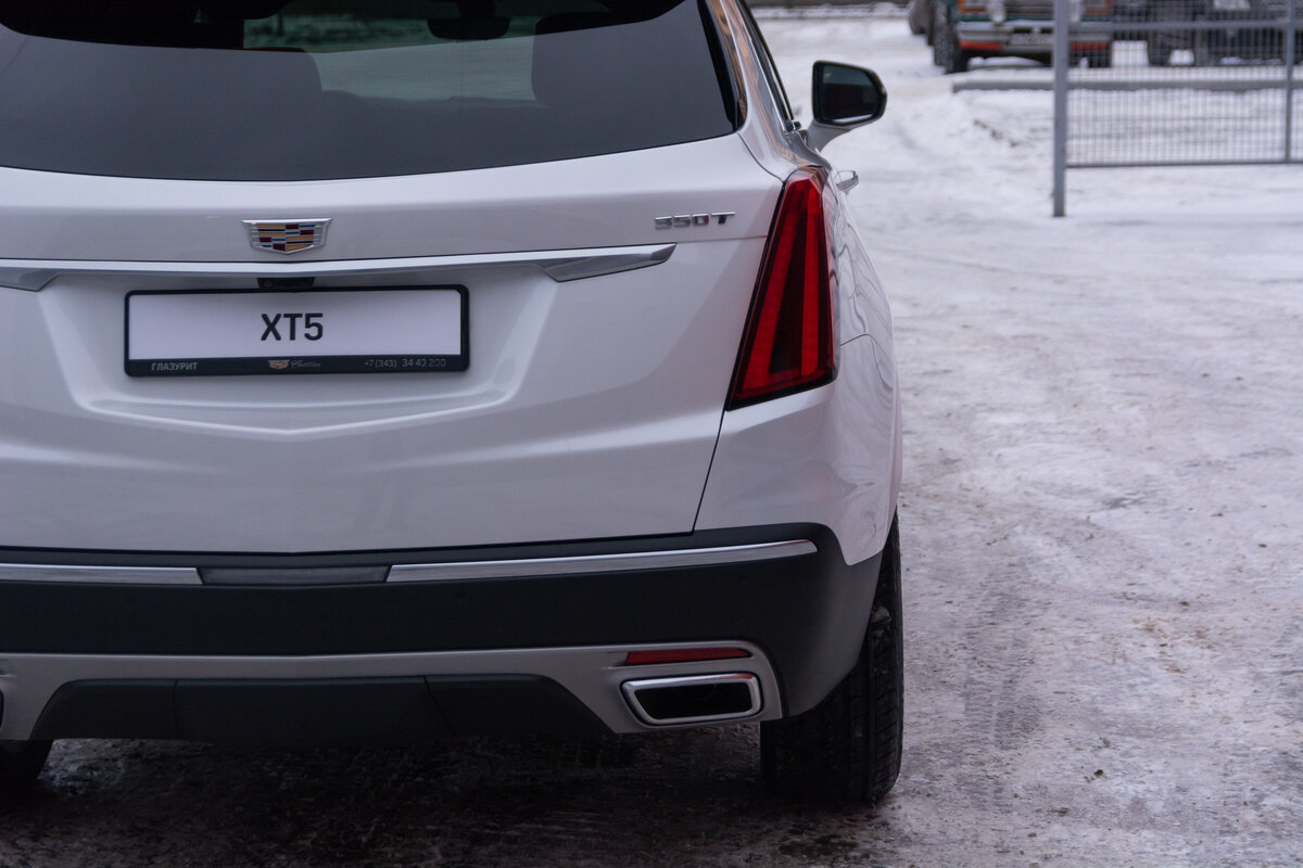 Check price and buy New Cadillac XT5 Restyling For Sale