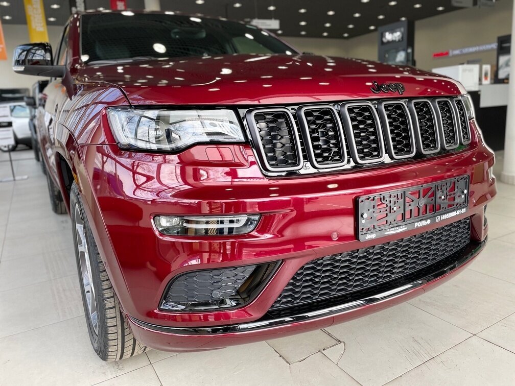 Check price and buy New Jeep Grand Cherokee (WK2) Restyling For Sale