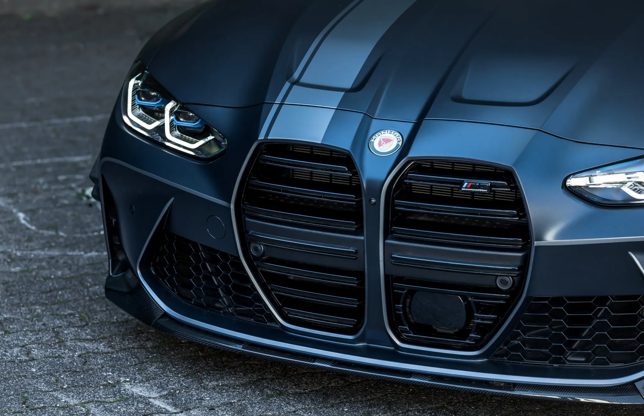 Check our price and buy an Manhart carbon fiber body kit for BMW M3 G80 GTR!