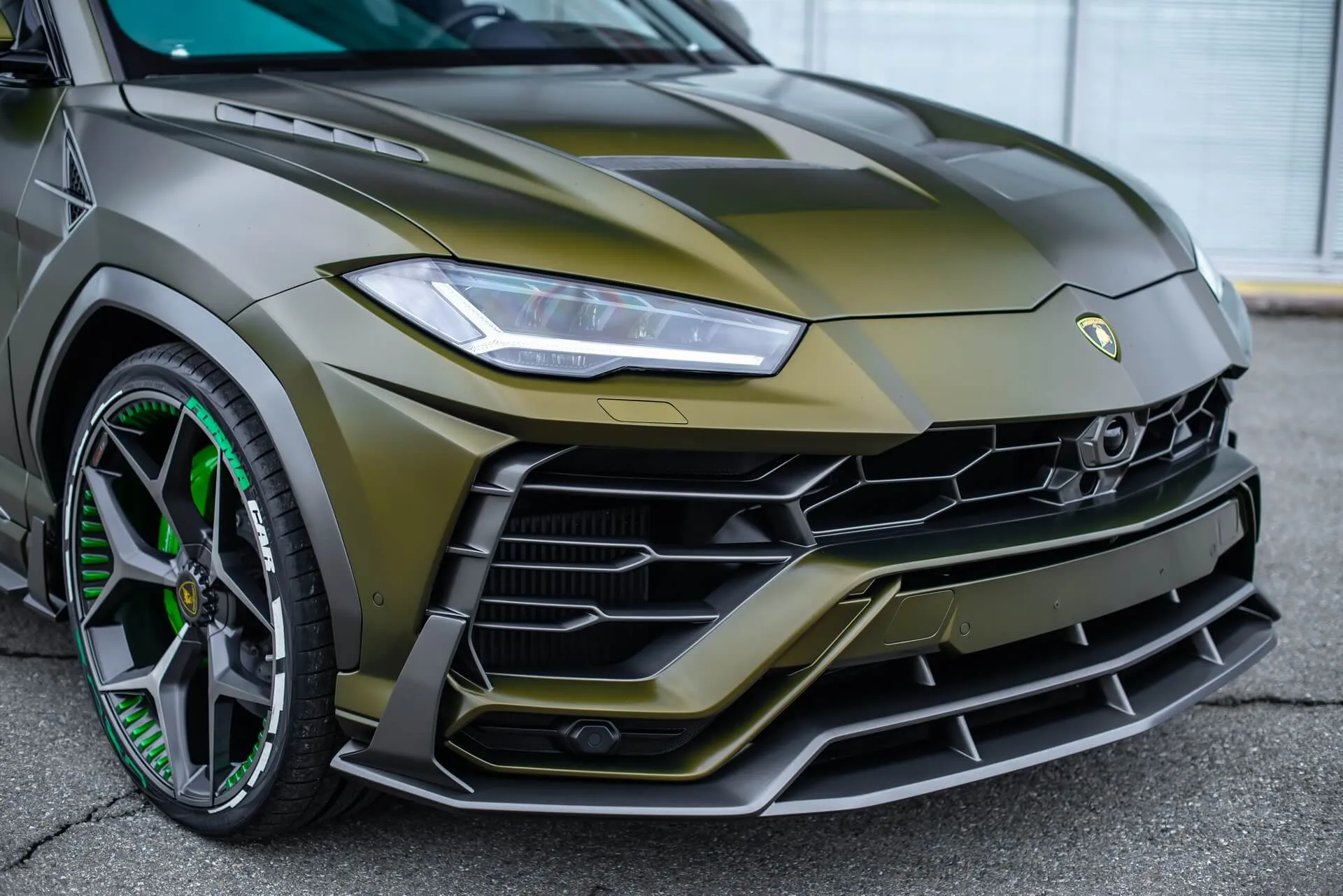 Check our price and buy a SCL Performance body kit for Lamborghini Urus