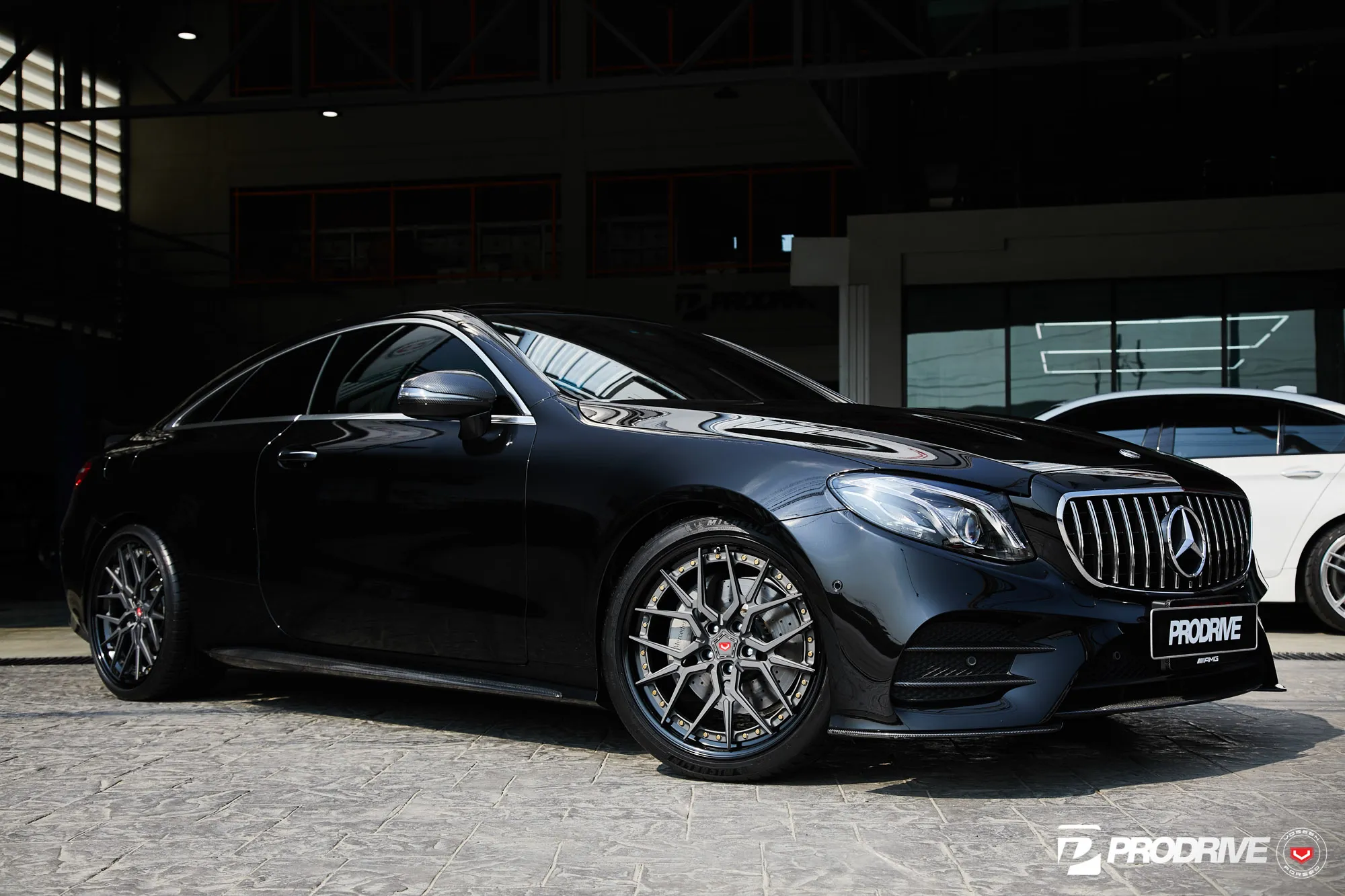 Vossen M X3 3 PIECE 3-piece forged wheel — mounted on vehicle