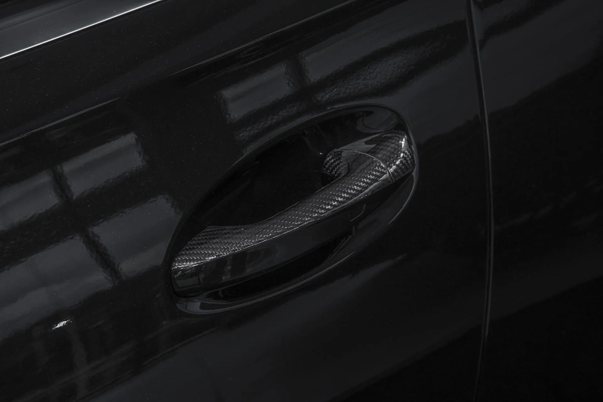 Check price and buy Carbon Fiber Body kit set for Mercedes-Benz  GLE V167