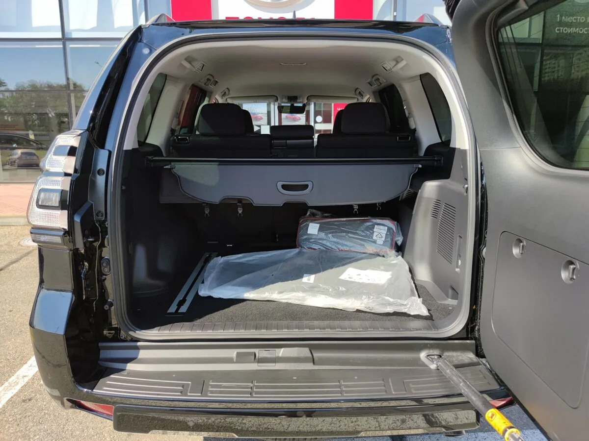 Check price and buy New Toyota Land Cruiser Prado 150 Series Restyling 3 For Sale