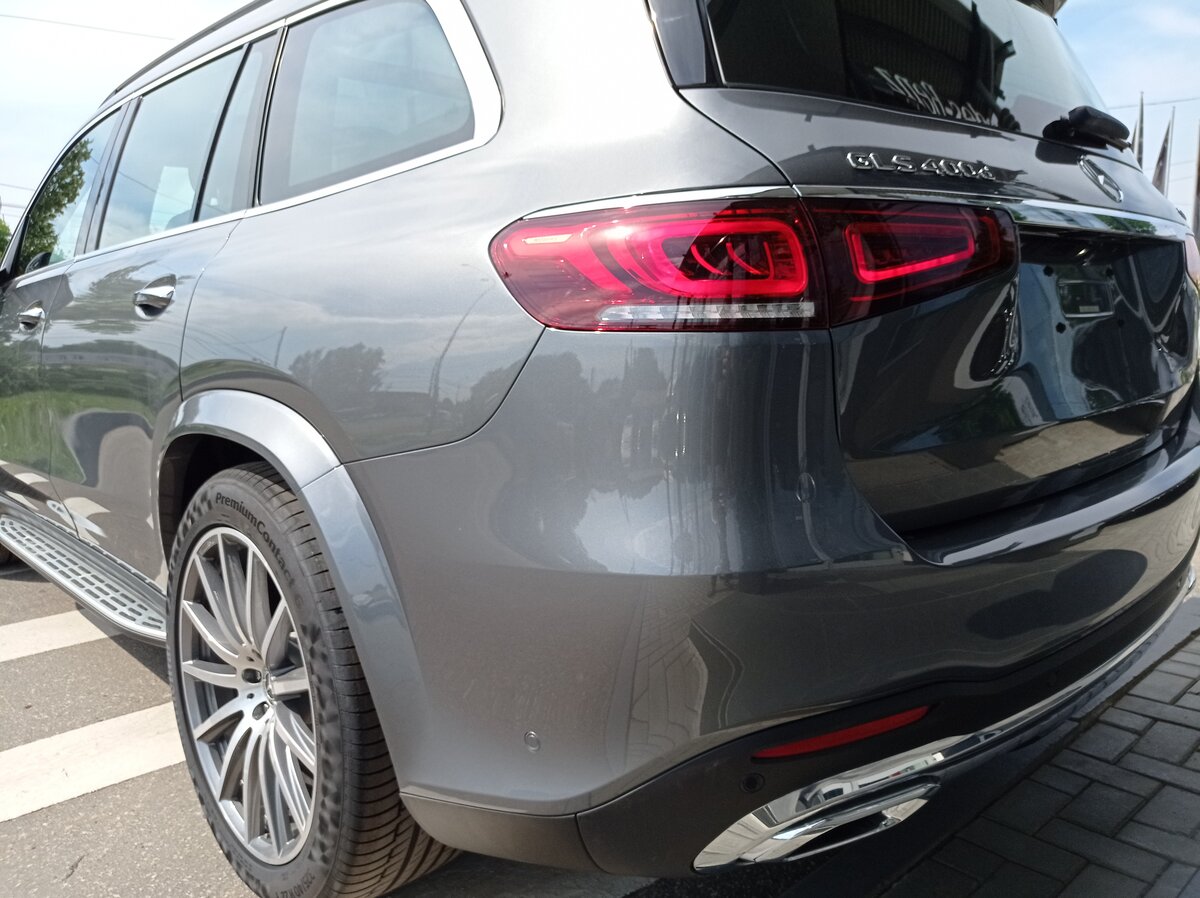 Check price and buy New Mercedes-Benz GLS 400 d (X167) For Sale