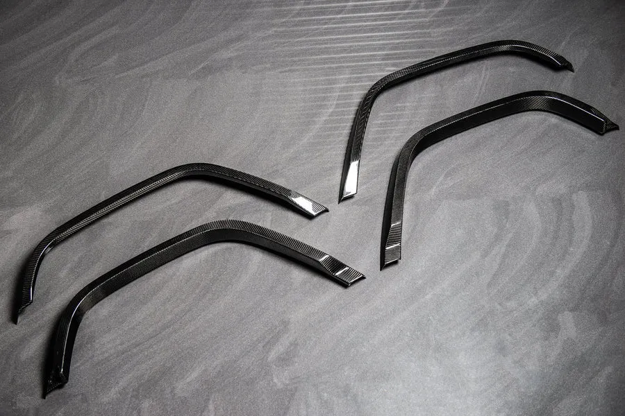 Check our price and buy Kahn Design carbon fiber body kit set for Mercedes-Benz G-class W463A