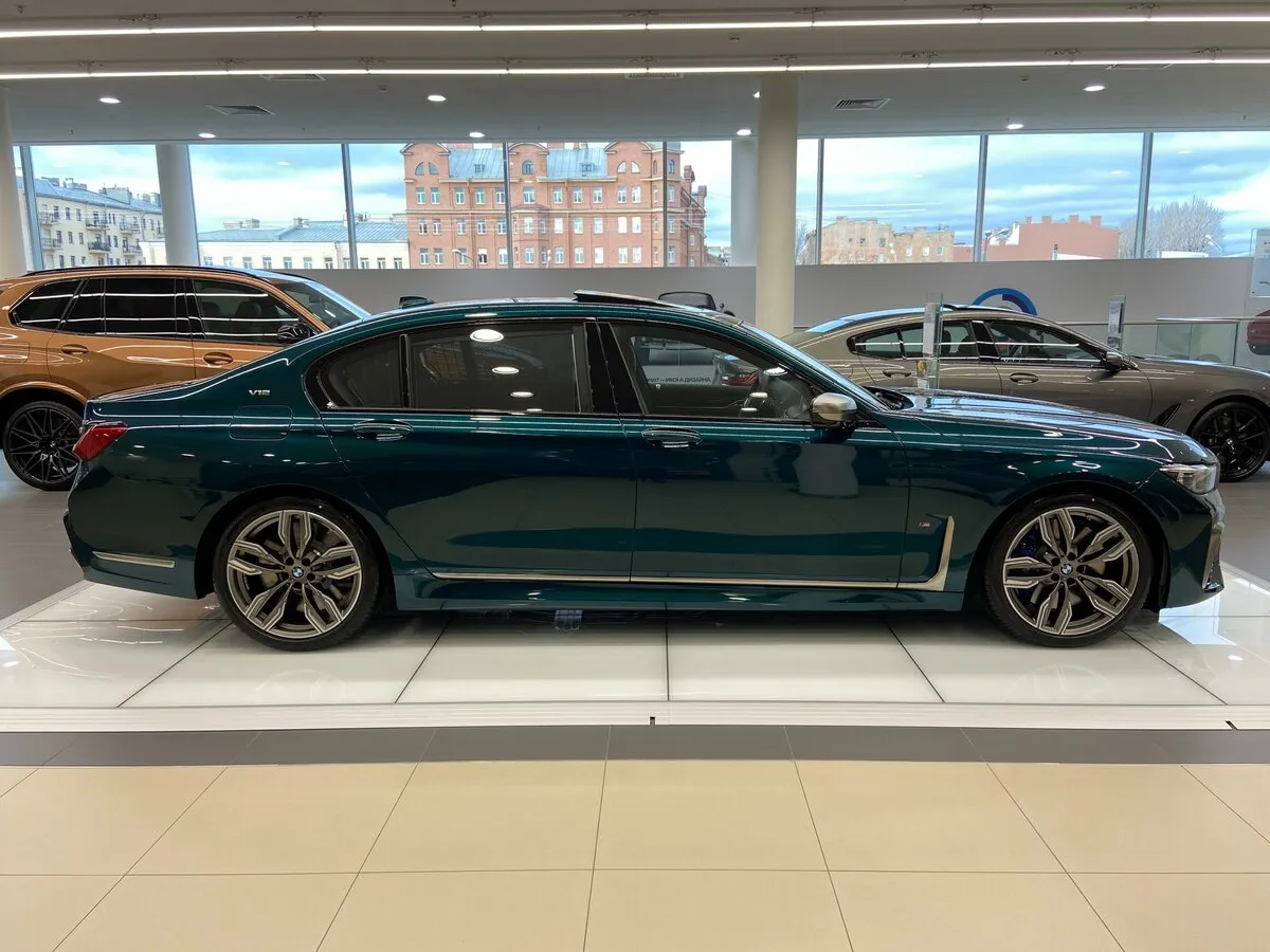 Buy New BMW 7 series Long M760Li xDrive (G11/G12) Restyling