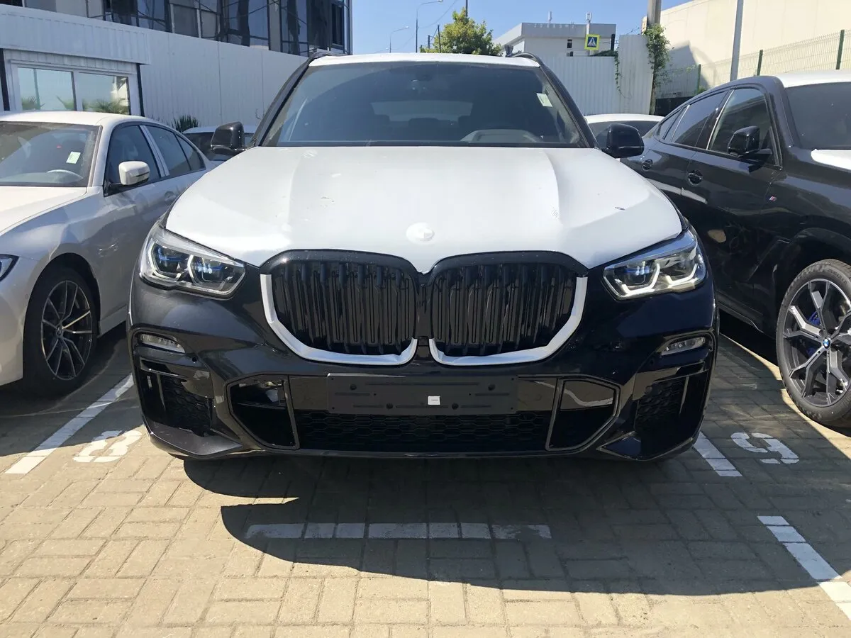 Check price and buy New BMW X5 30d (G05) For Sale