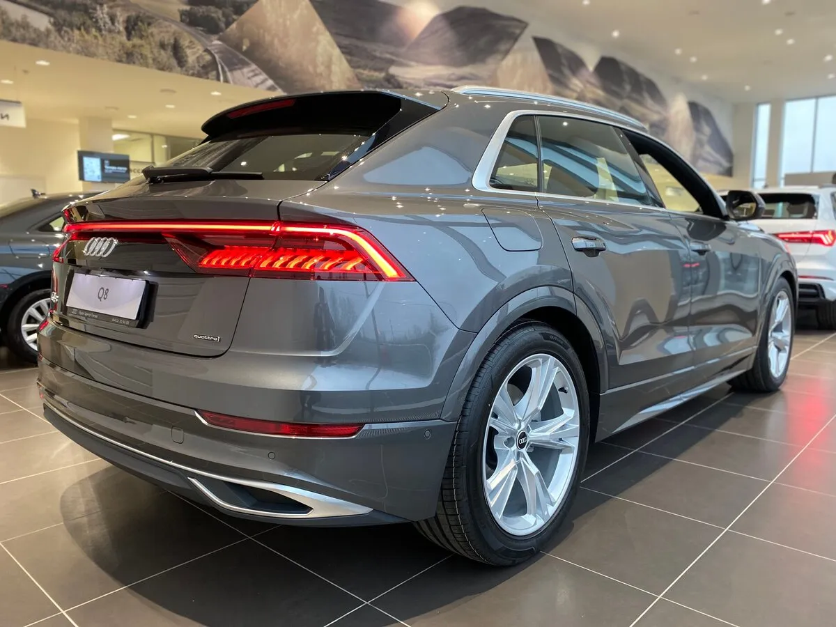 Buy New Audi Q8 45 TDI
