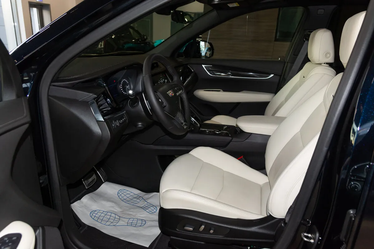 Check price and buy New Cadillac XT6 For Sale