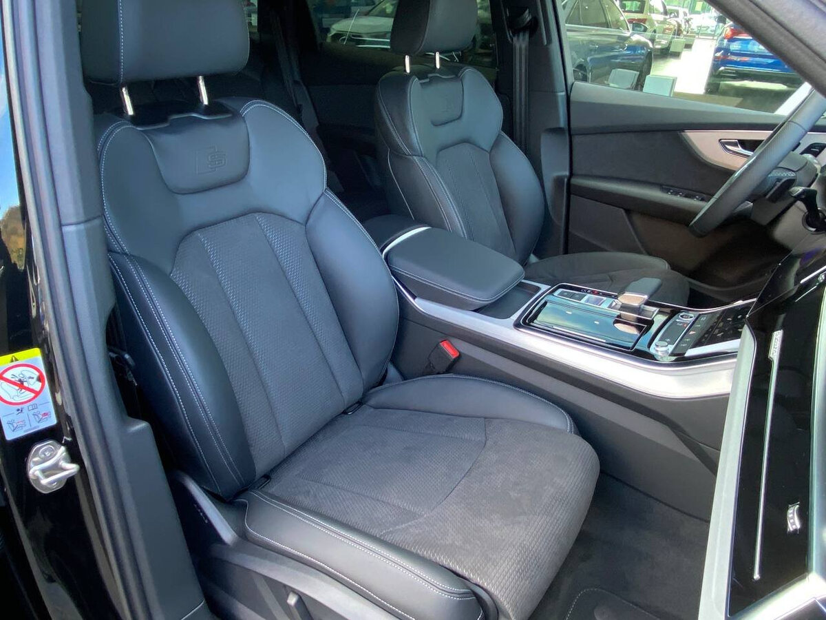 Check price and buy New Audi Q7 45 TDI (4M) Restyling For Sale