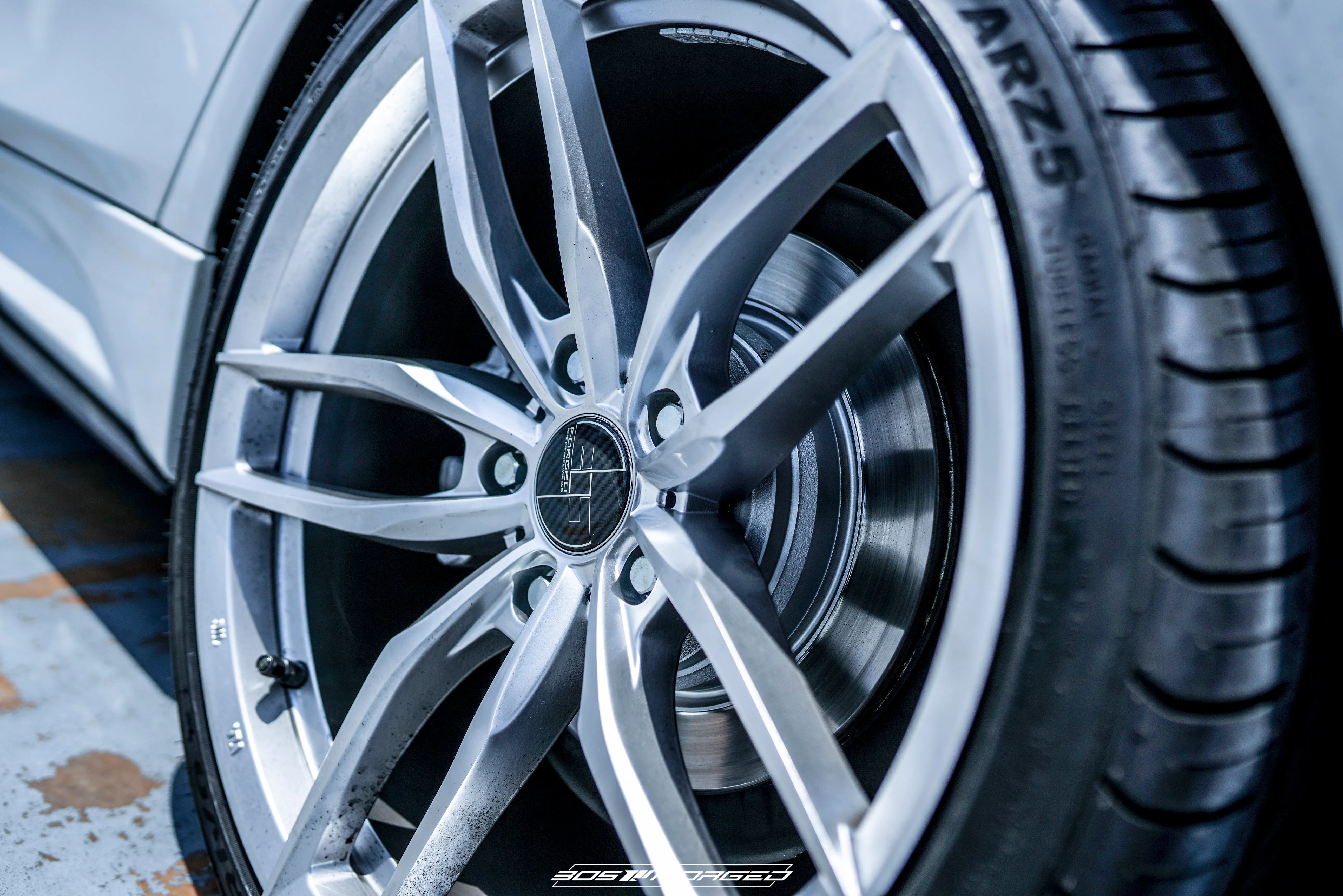 305 Forged FT105 Flow Technik Wheels — vehicle detail shot
