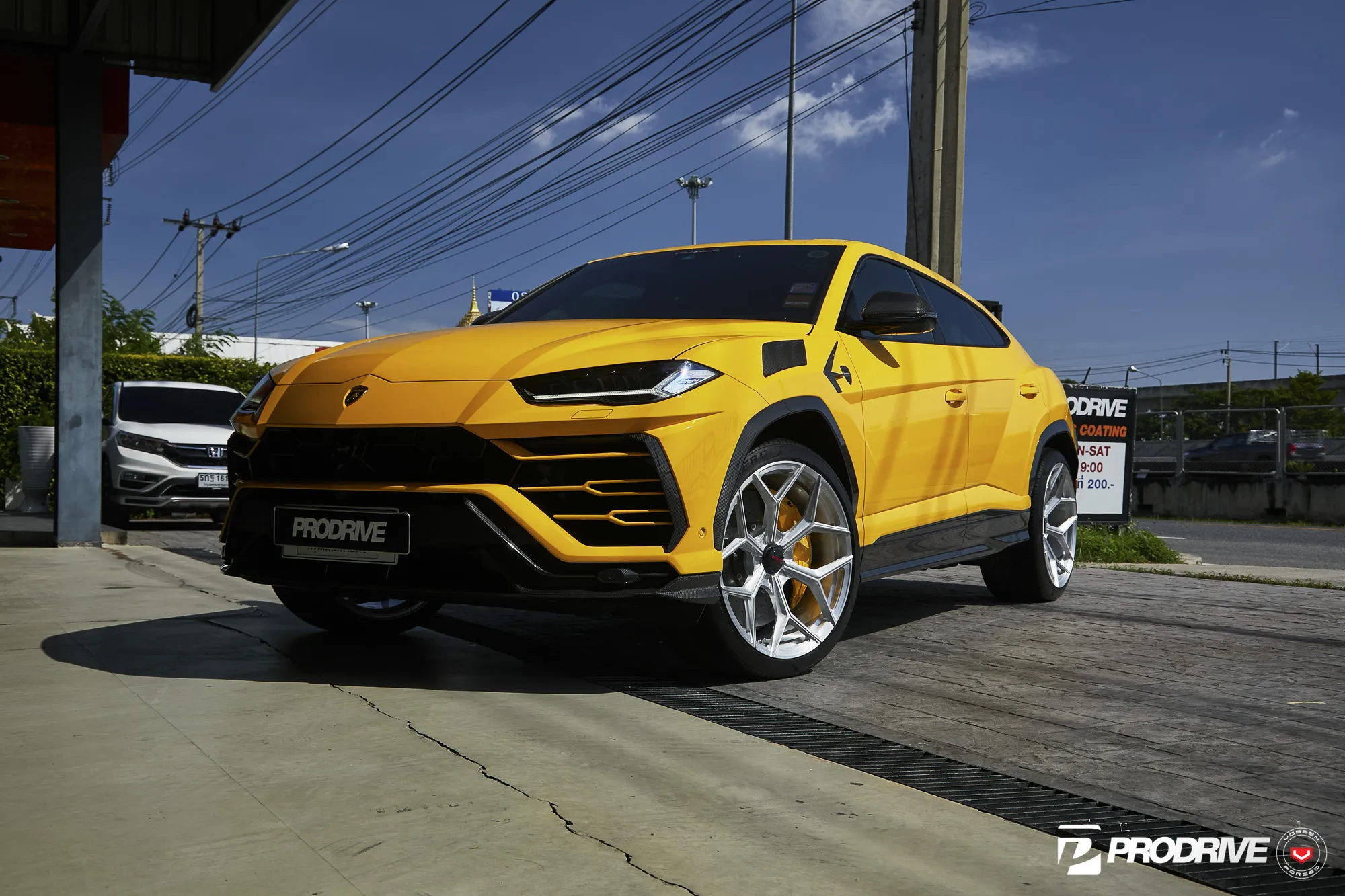 Vossen NL4 forged wheel — close-up spoke detail