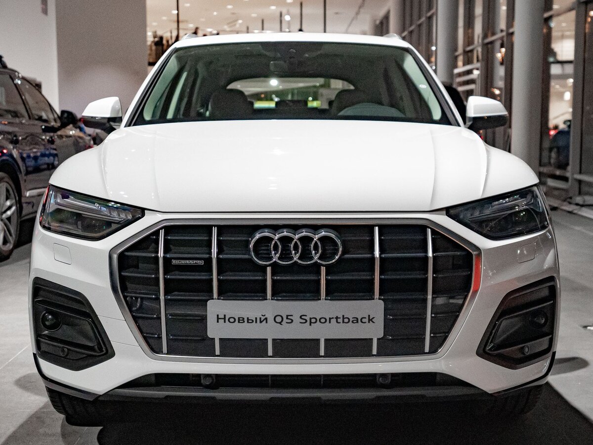 Check price and buy New Audi Q5 Sportback 45 TFSI (FY) For Sale