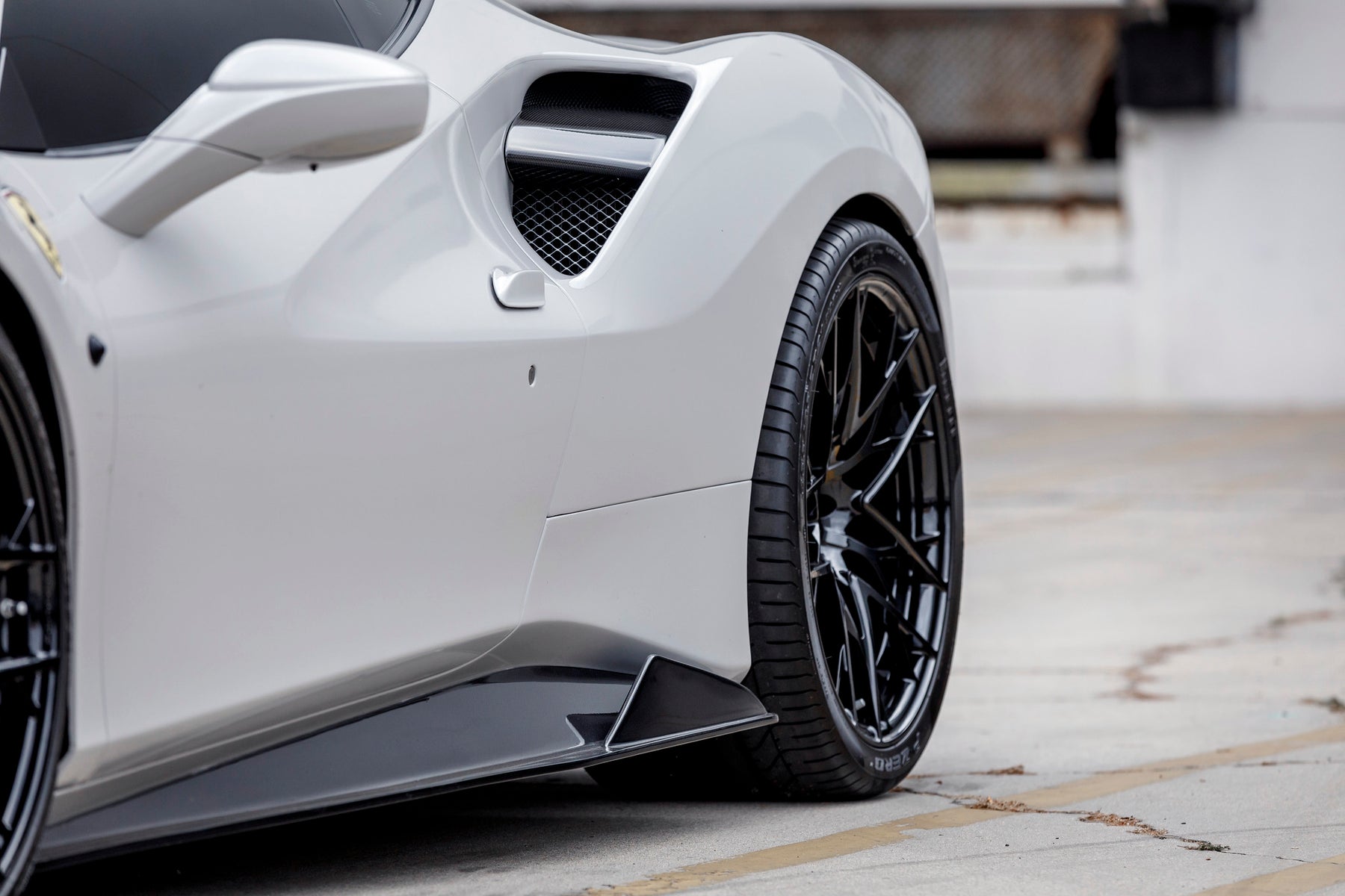 Side skirts Vorsteiner Nero Carbon for Ferrari 488