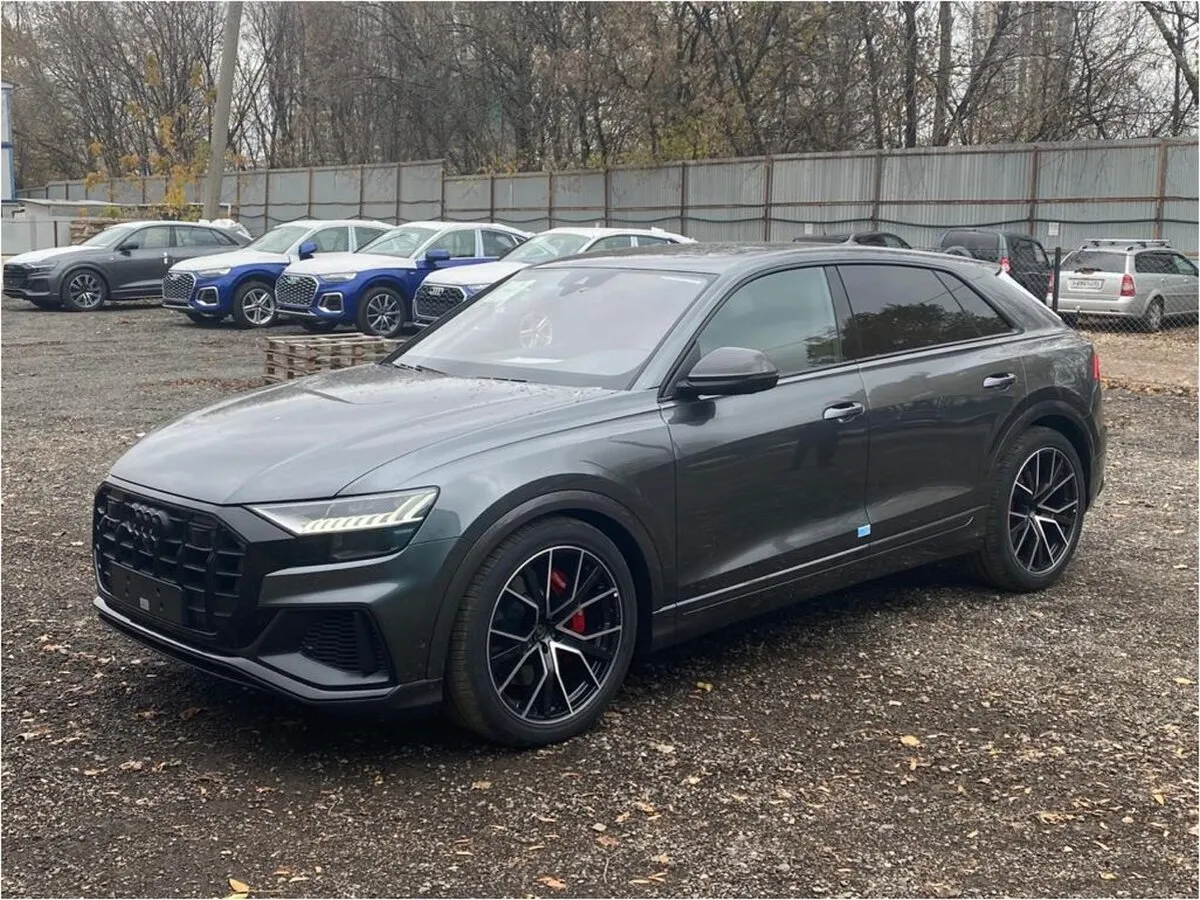 Buy New Audi SQ8 (4M)
