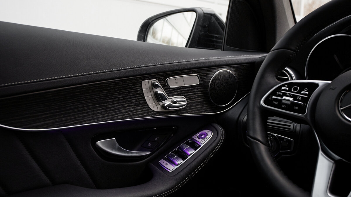 Check price and buy New Mercedes-Benz GLC Coupe 300 (C253) Restyling For Sale