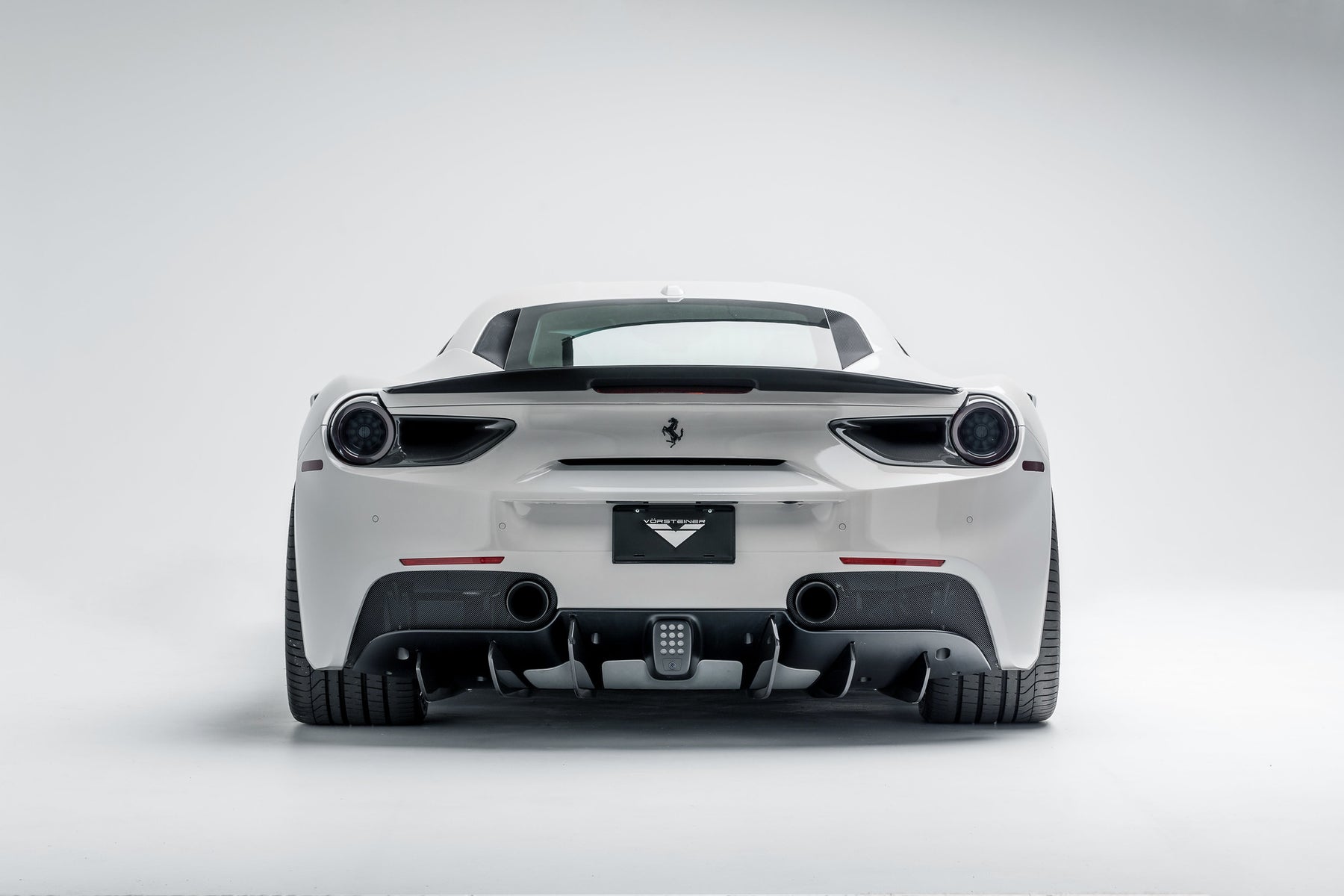 Rear Diffuser Vorsteiner Nero Carbon for Ferrari 488