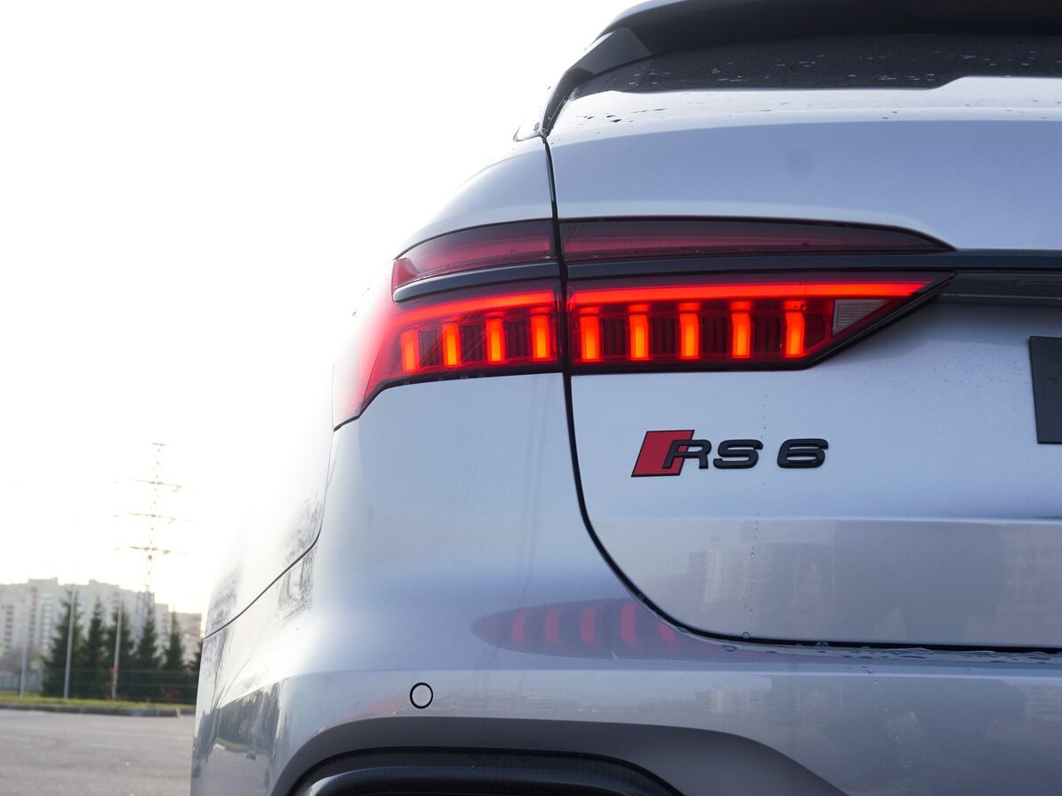 Buy New Audi RS 6 (C8)